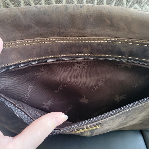 Visconti Leather Messenger Bag - Picture 3 of 8